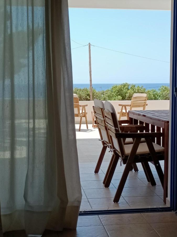 Sea View Pine House Villa Makrýgialos Exterior foto