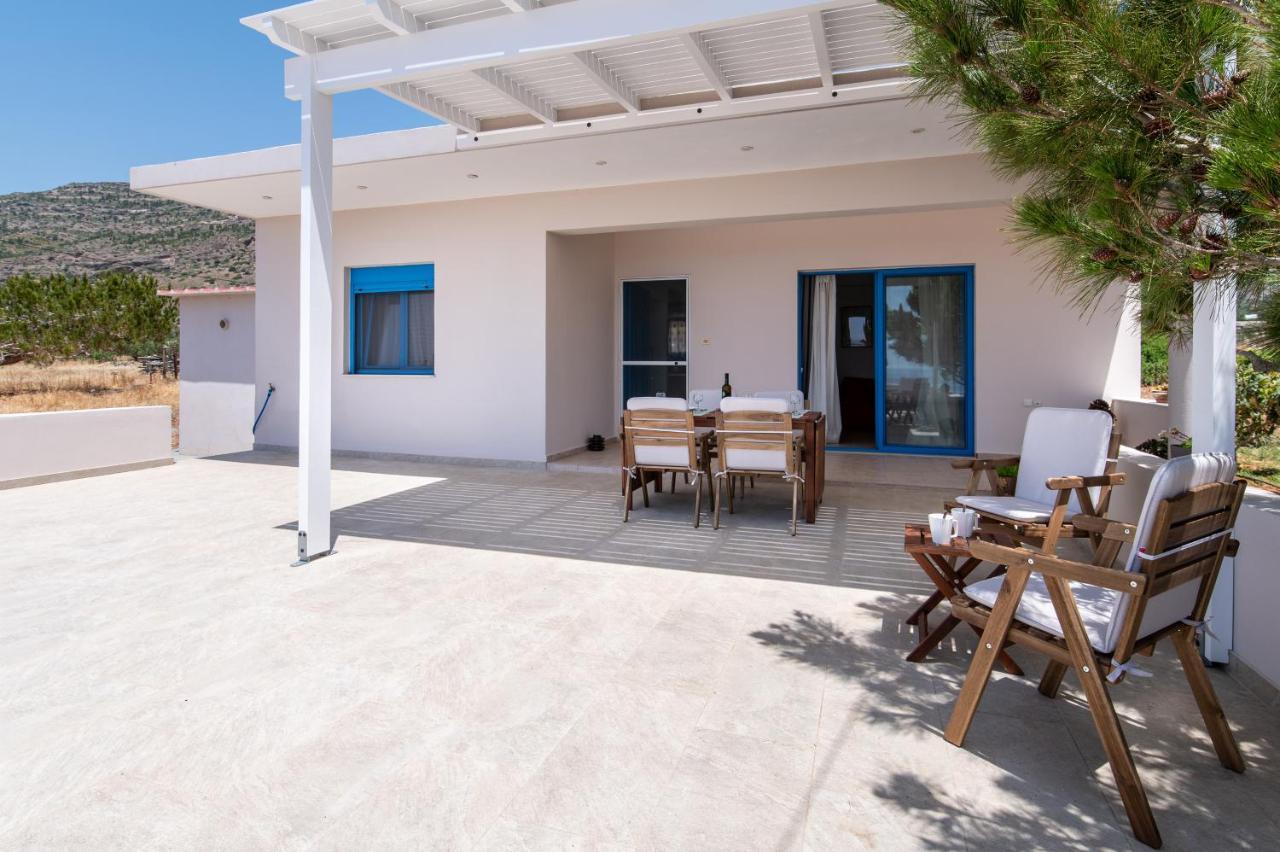 Sea View Pine House Villa Makrýgialos Exterior foto